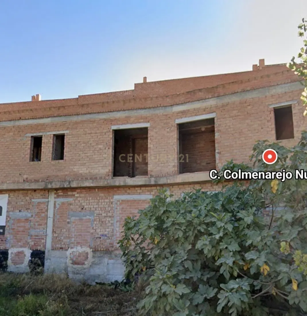Terreno Urbano em Andalucía, Málaga - Projeto Aprovado e Acesso Fácil - Image 4
